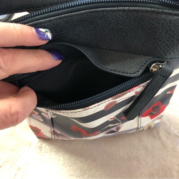 Mia & Luca Navy Crossbody Bag With Red Poppy Design - Picture 6 of 8